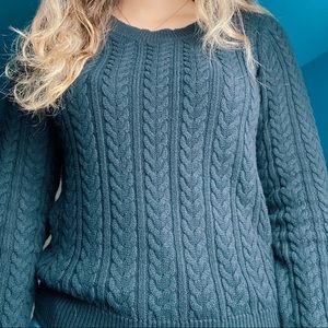 navy blue knit🤍